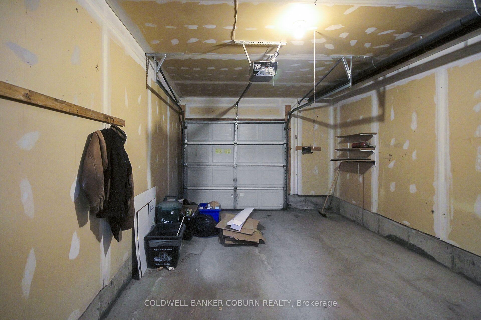Photo 32 of Unit F, 10 Daybreak Street, Ottawa, Barrhaven East — HOMEH