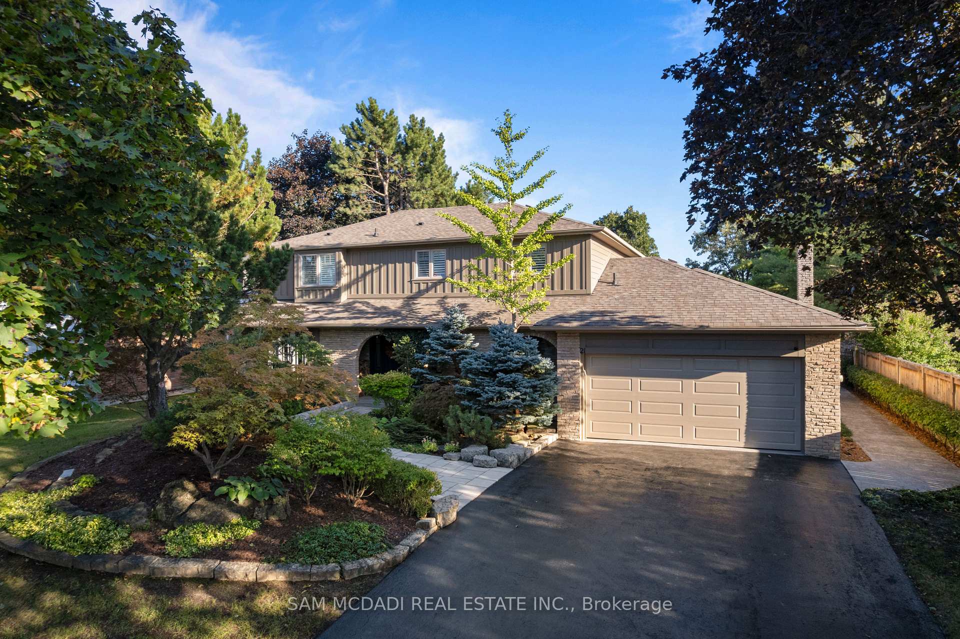Photo 15 of 21 Kenninghall Boulevard, Mississauga, Streetsville — HOMEH