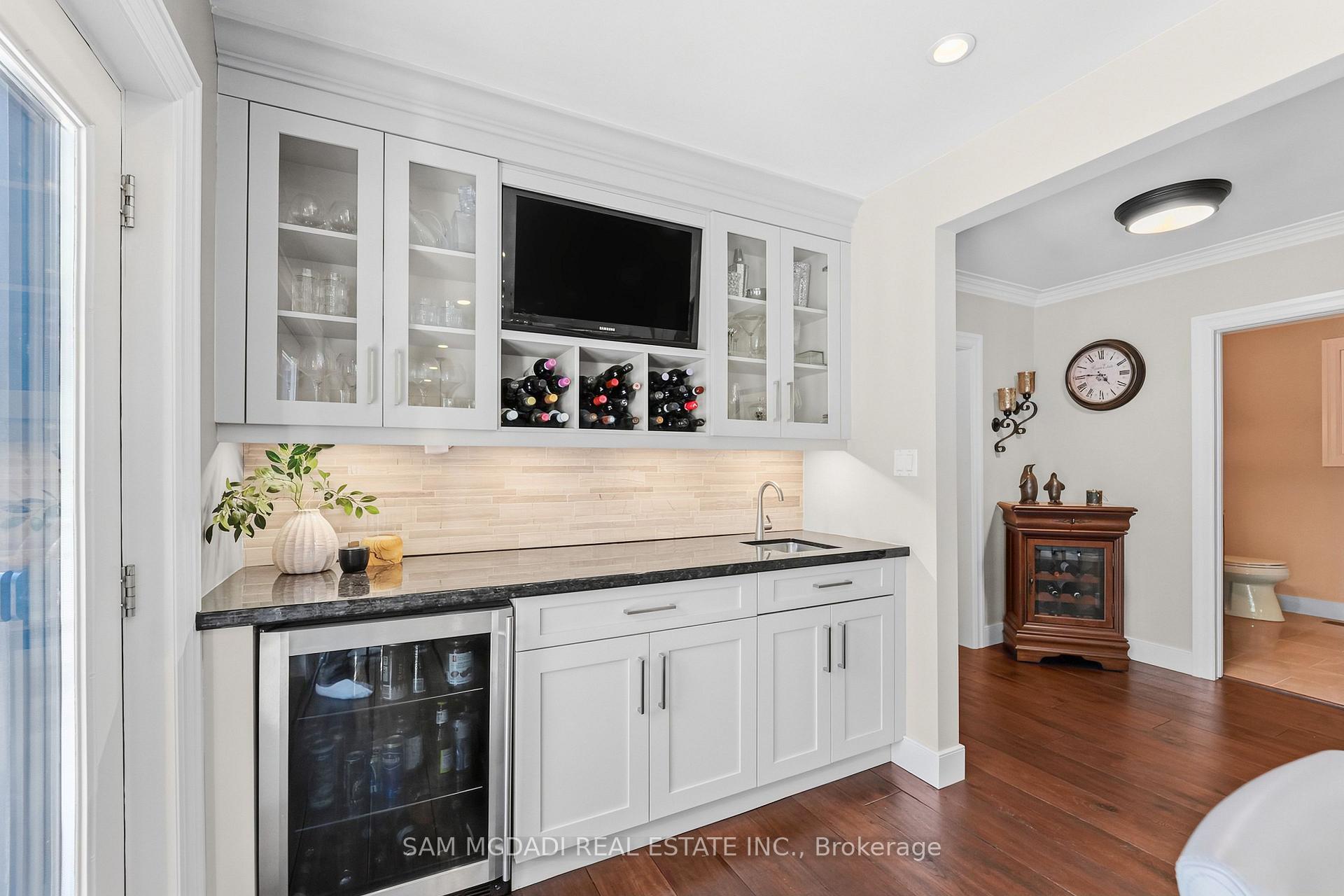 Photo 24 of 21 Kenninghall Boulevard, Mississauga, Streetsville — HOMEH