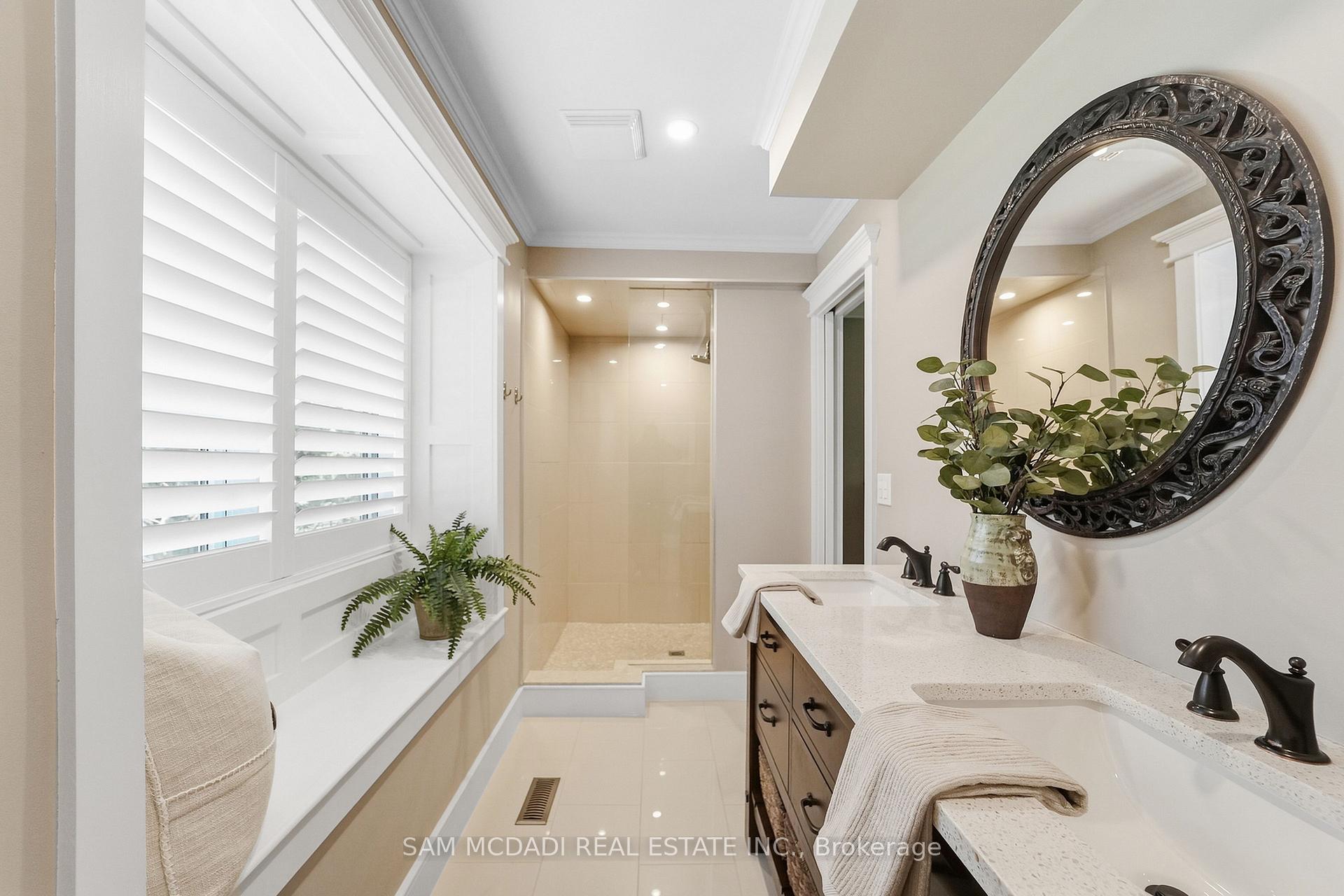 Photo 35 of 21 Kenninghall Boulevard, Mississauga, Streetsville — HOMEH