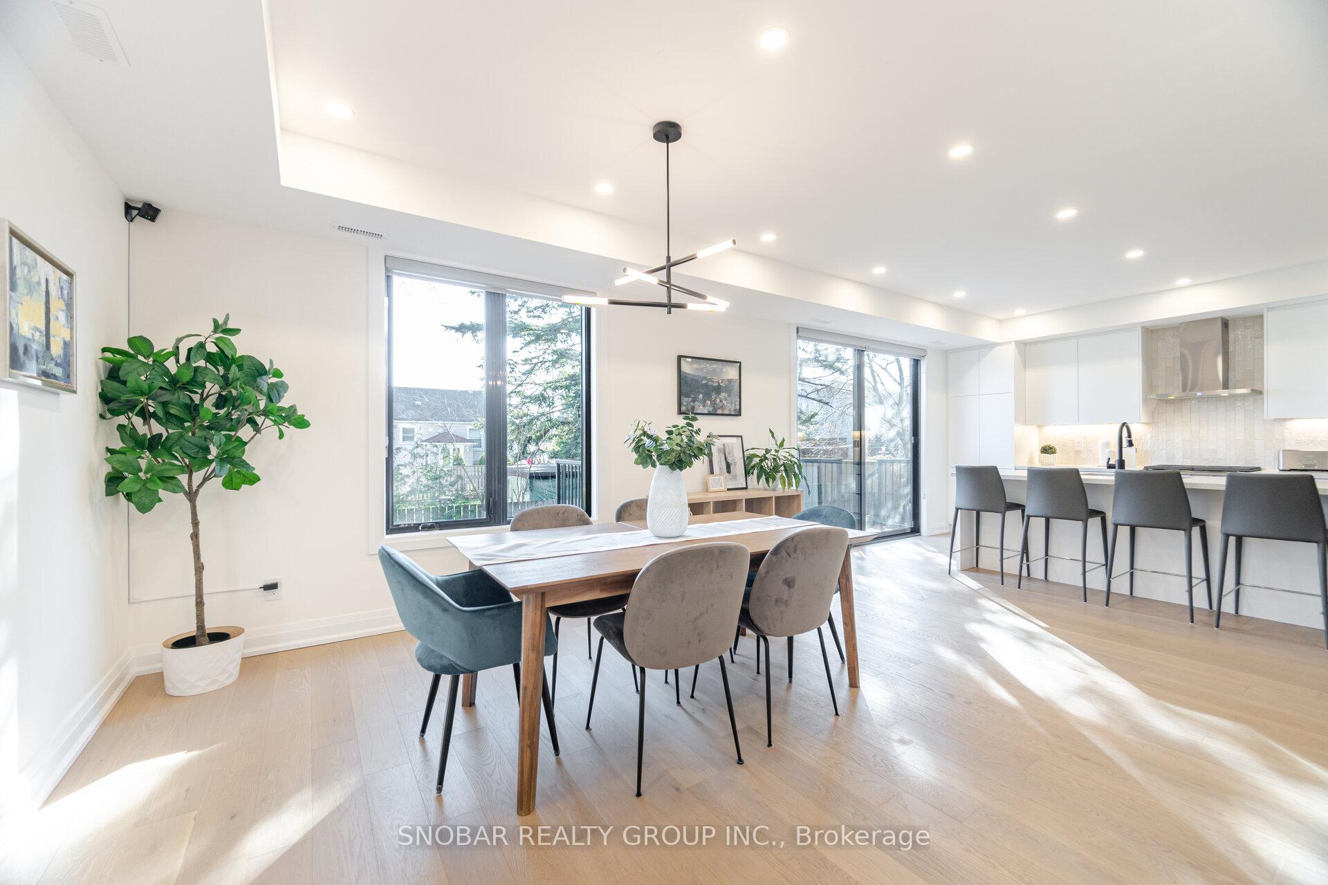 Photo 9 of 720 Hillman Crescent, Mississauga, Applewood — HOMEH
