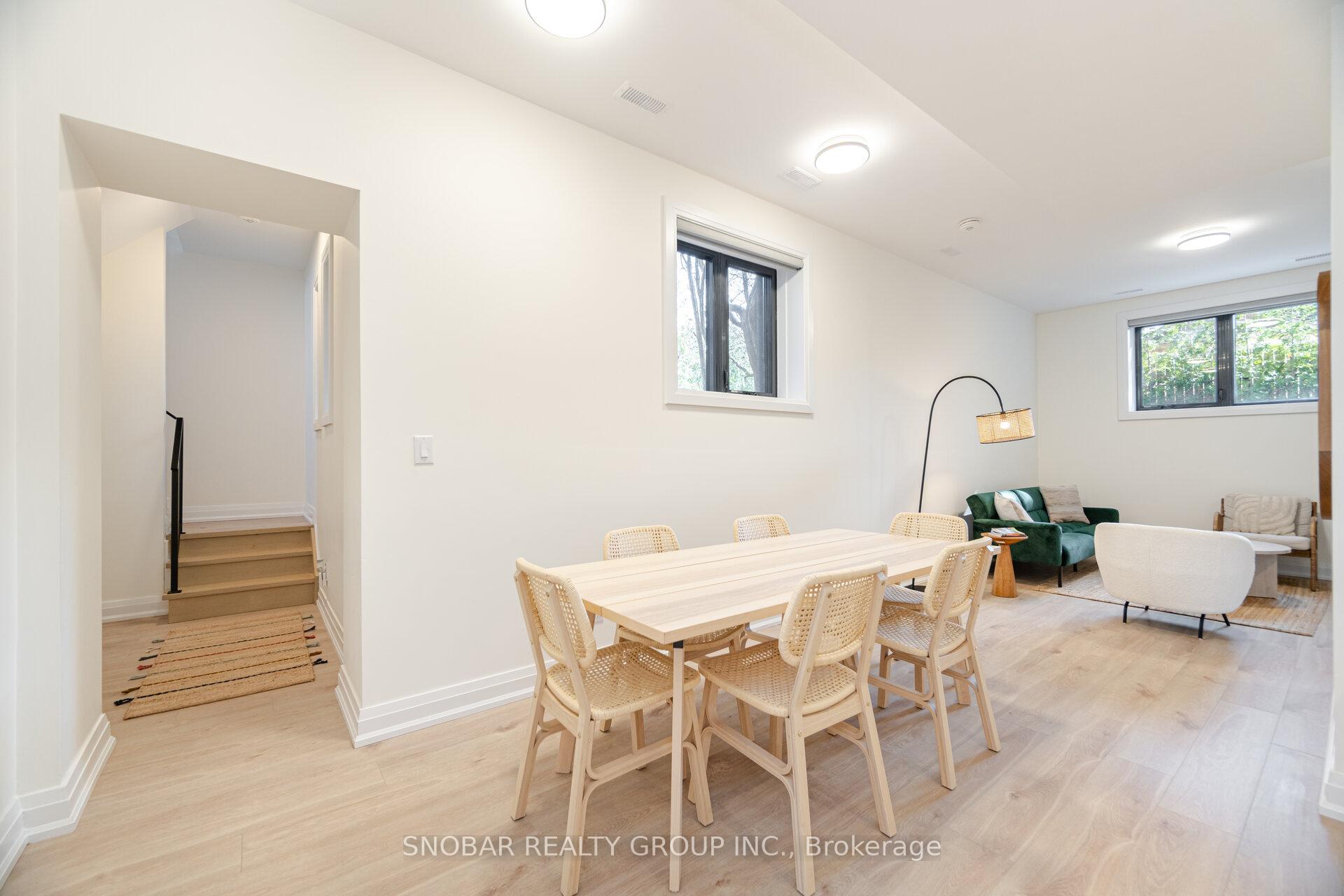 Photo 30 of 720 Hillman Crescent, Mississauga, Applewood — HOMEH