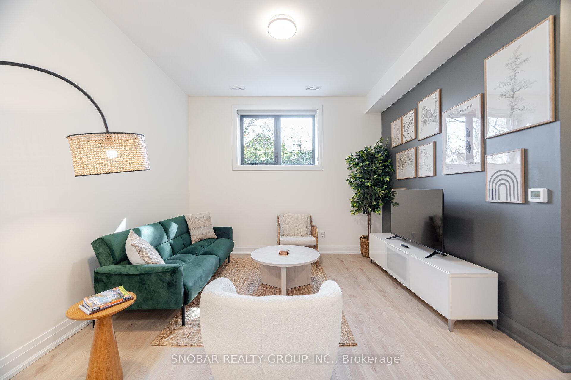 Photo 32 of 720 Hillman Crescent, Mississauga, Applewood — HOMEH