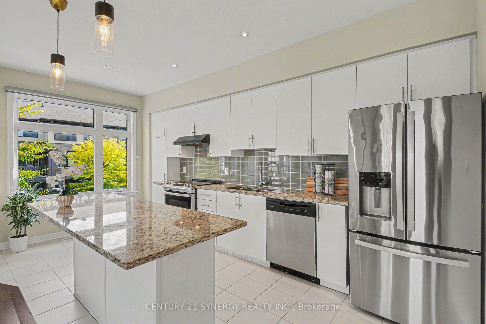 Photo 10 of 50 Spicebush Place, Ottawa, Barrhaven - Longfields — HOMEH