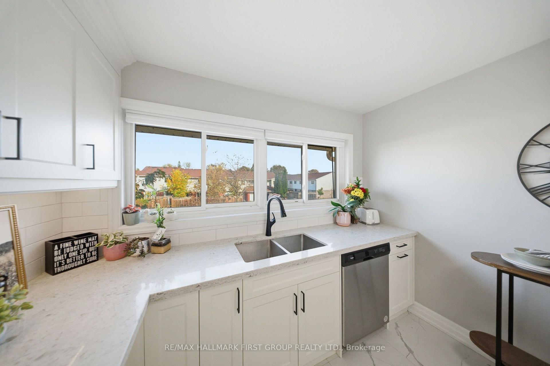 Photo 9 of Unit 16, 1958 Rosefield Road, Pickering, Liverpool — HOMEH