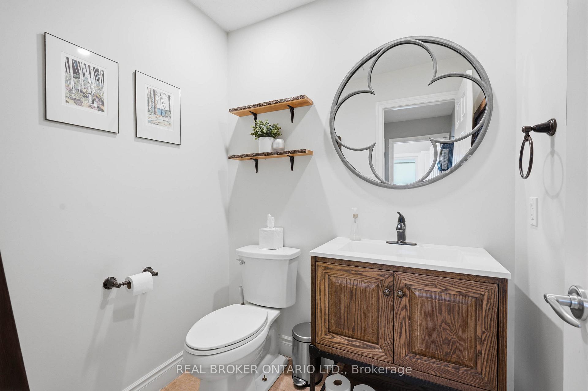 Photo 33 of 6 Pioneer Tower Crescent, Kitchener — HOMEH