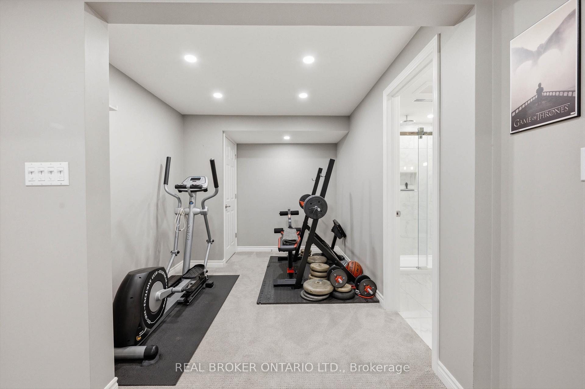 Photo 48 of 6 Pioneer Tower Crescent, Kitchener — HOMEH