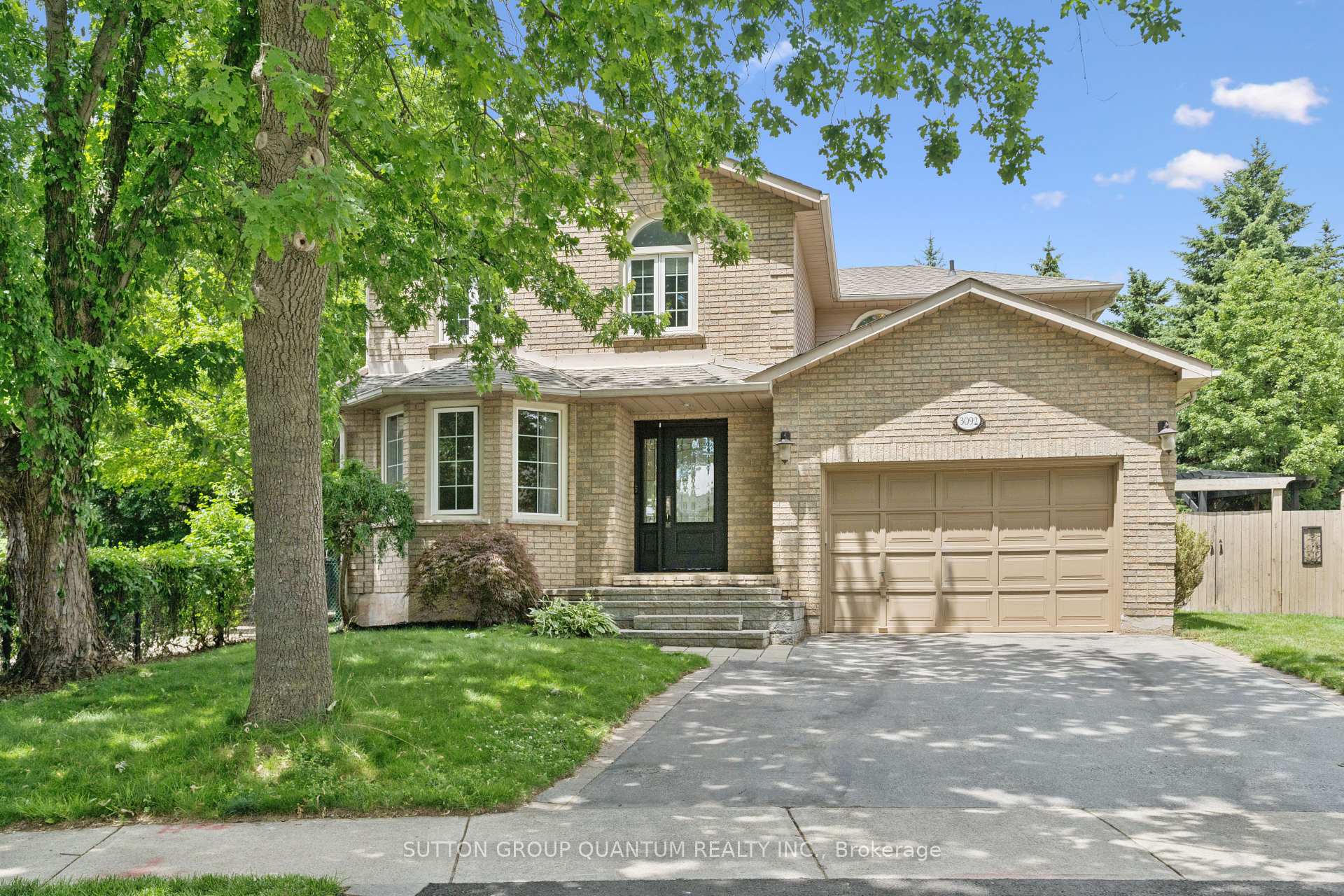 Photo 1 of 3092 Shannon Crescent, Oakville, Bronte — HOMEH