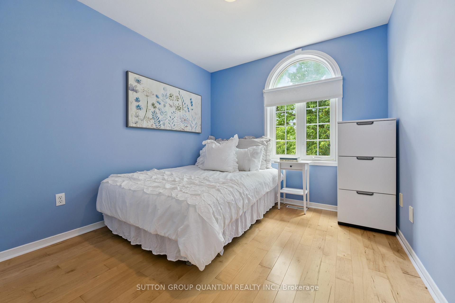 Photo 24 of 3092 Shannon Crescent, Oakville, Bronte — HOMEH