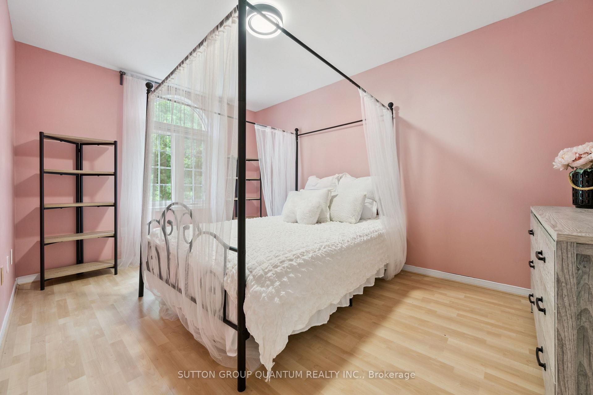 Photo 26 of 3092 Shannon Crescent, Oakville, Bronte — HOMEH
