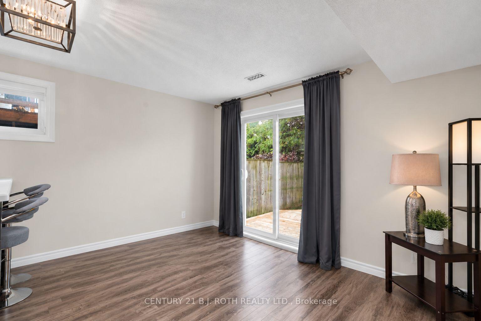 Photo 27 of 237 Pringle Drive, Barrie, Edgehill Drive — HOMEH