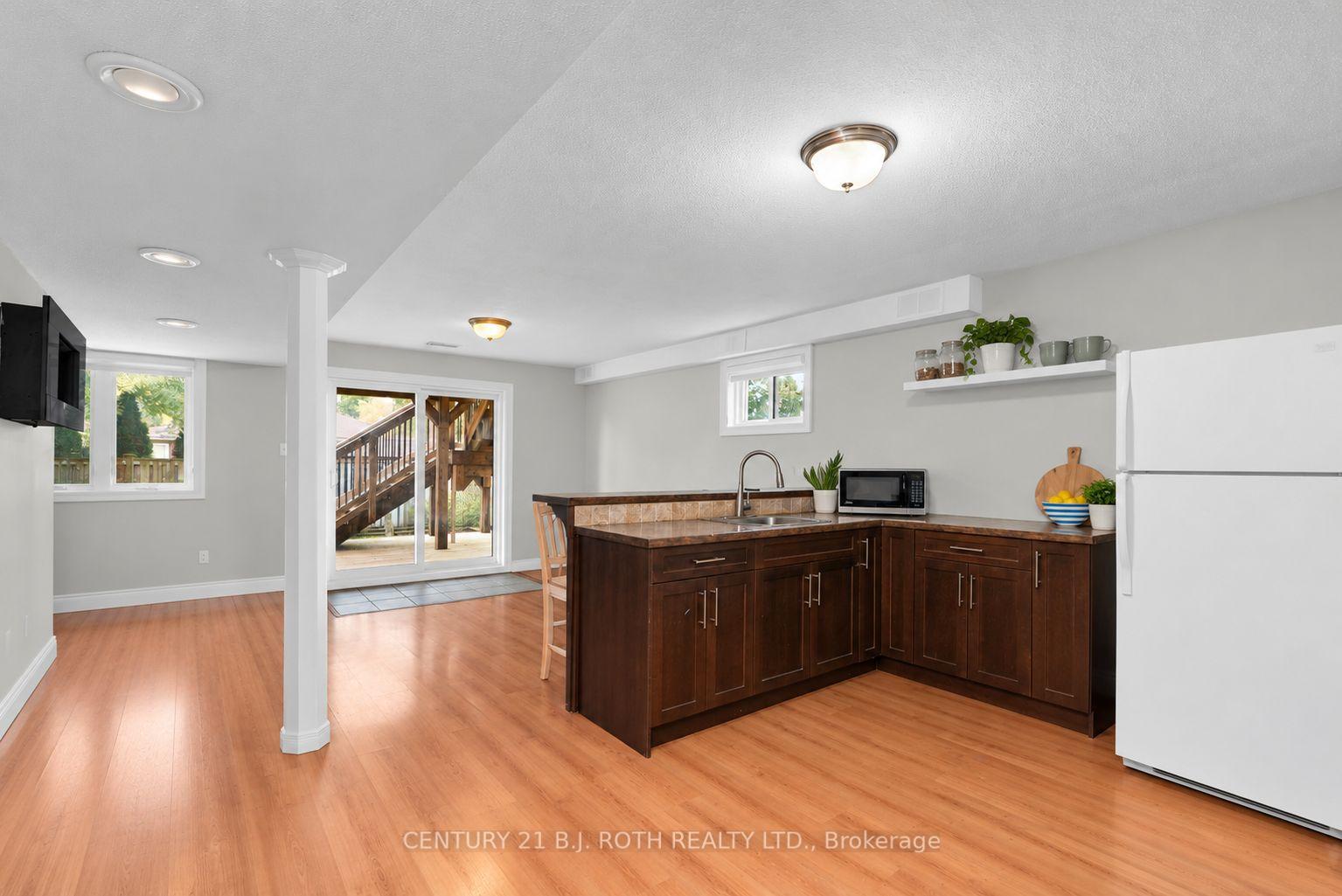 Photo 28 of 237 Pringle Drive, Barrie, Edgehill Drive — HOMEH