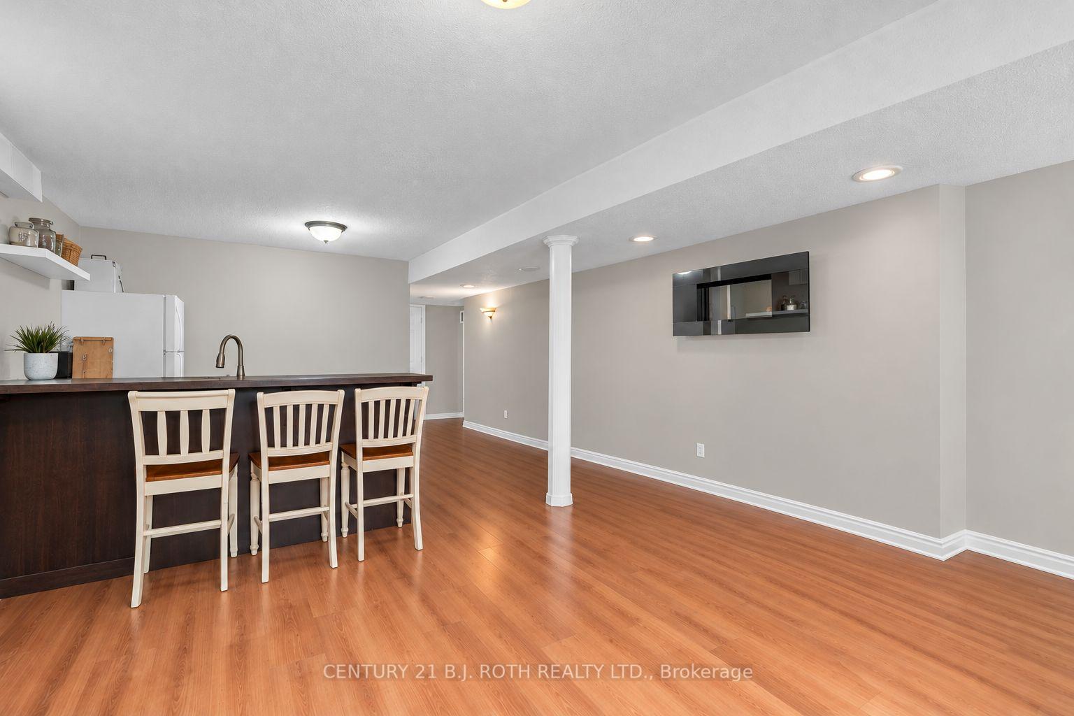 Photo 29 of 237 Pringle Drive, Barrie, Edgehill Drive — HOMEH