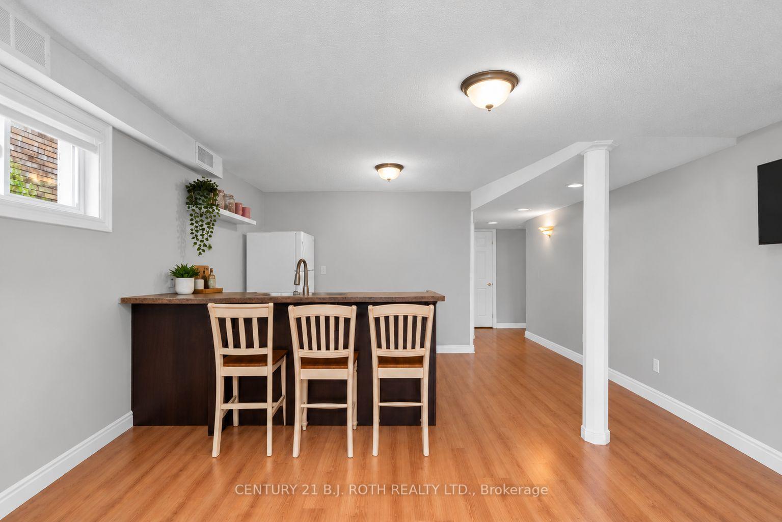 Photo 30 of 237 Pringle Drive, Barrie, Edgehill Drive — HOMEH