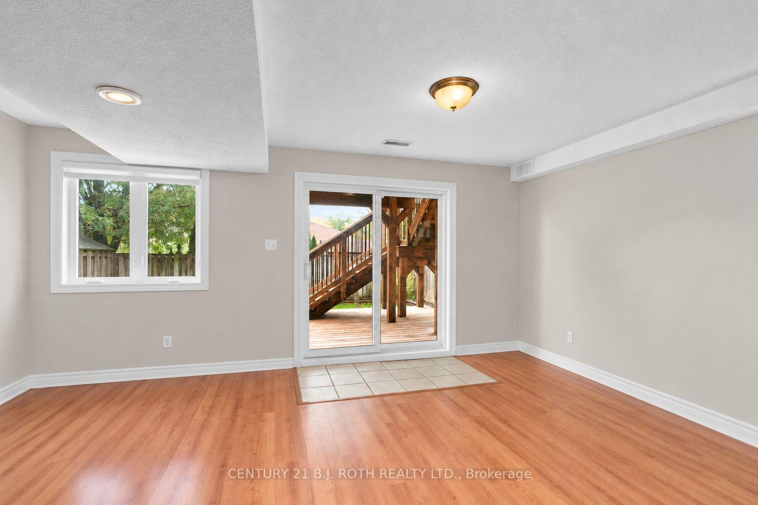 Photo 34 of 237 Pringle Drive, Barrie, Edgehill Drive — HOMEH
