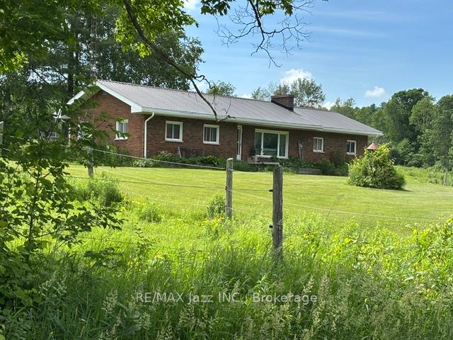 Photo 5 of 224 Christiani Road, Quinte West, Murray Ward — HOMEH