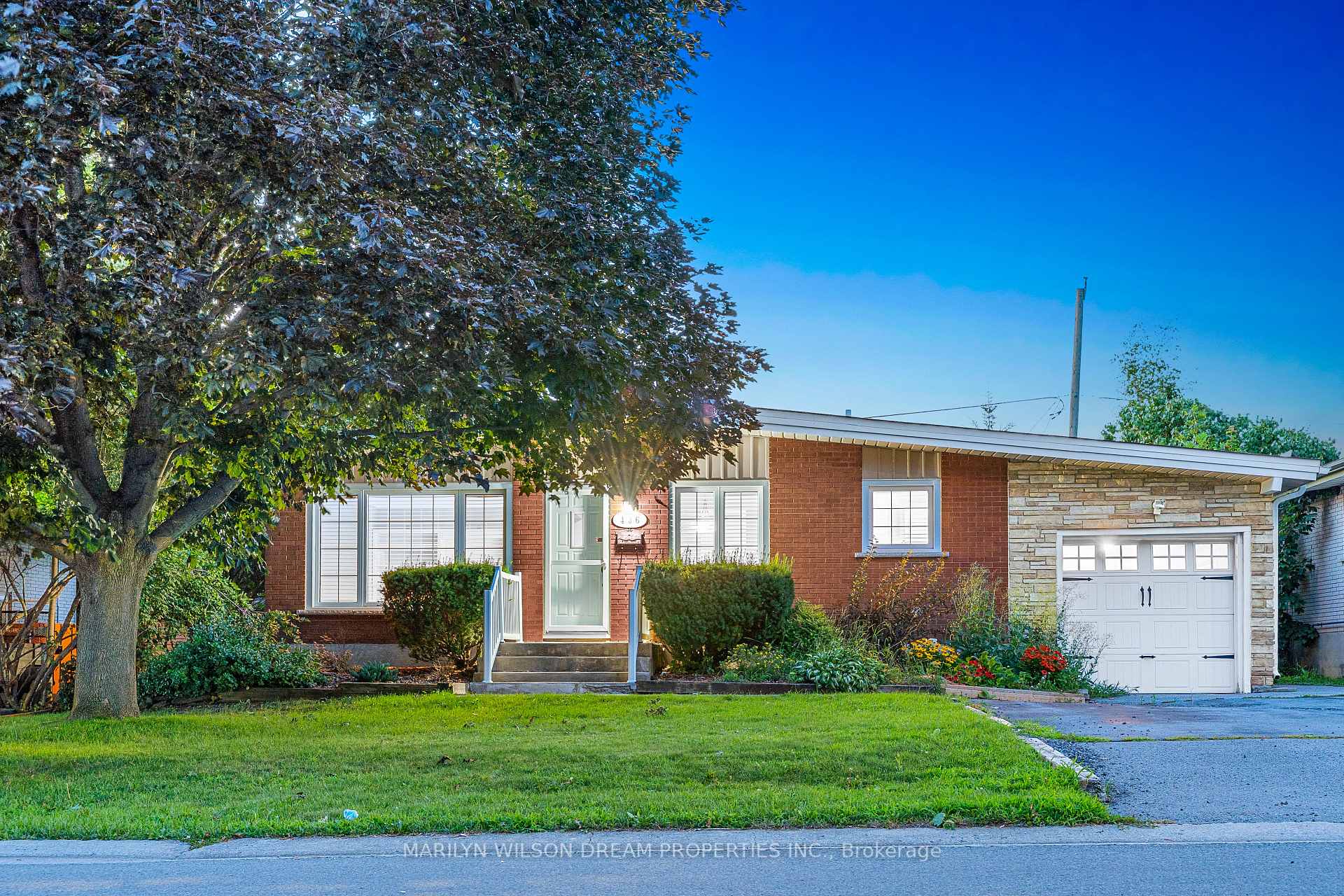 Photo of 436 Beach Avenue