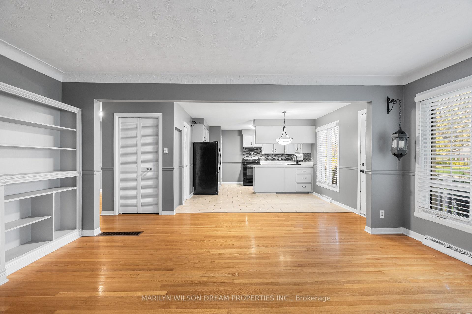 Photo 8 of 436 Beach Avenue, Cornwall, Cornwall — HOMEH