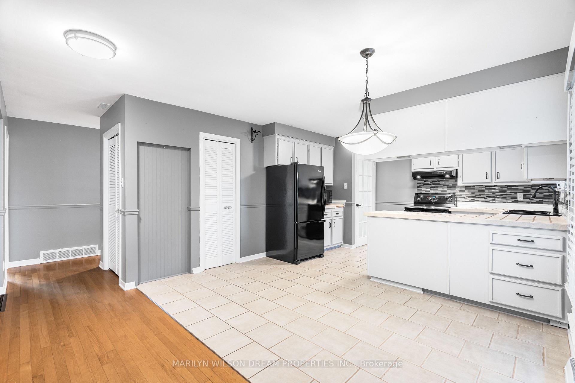 Photo 12 of 436 Beach Avenue, Cornwall, Cornwall — HOMEH