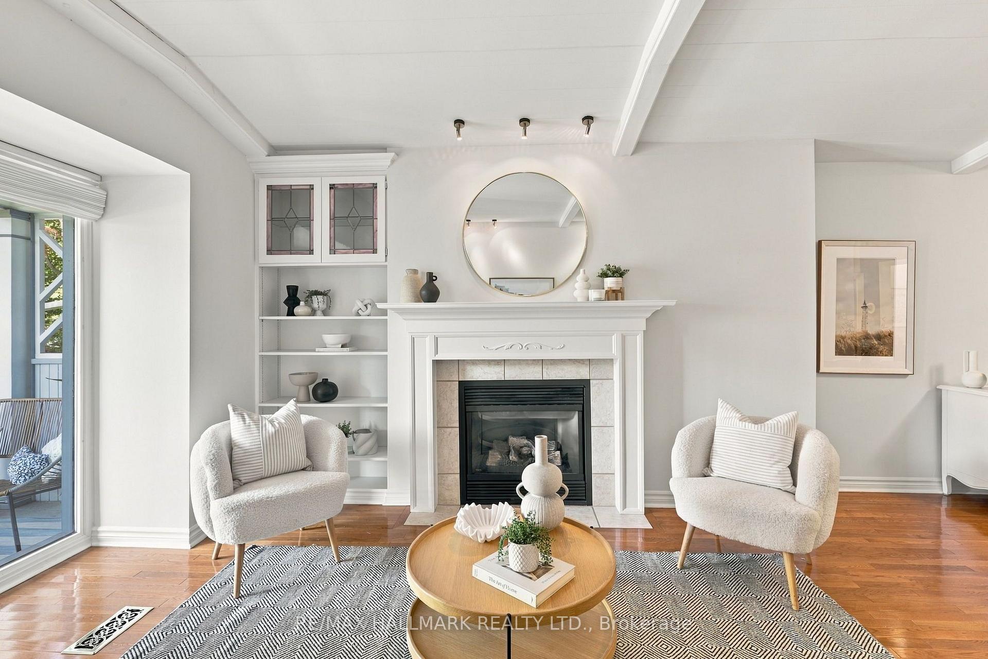 Photo 5 of 55 Waverley Road, Toronto, The Beaches — HOMEH