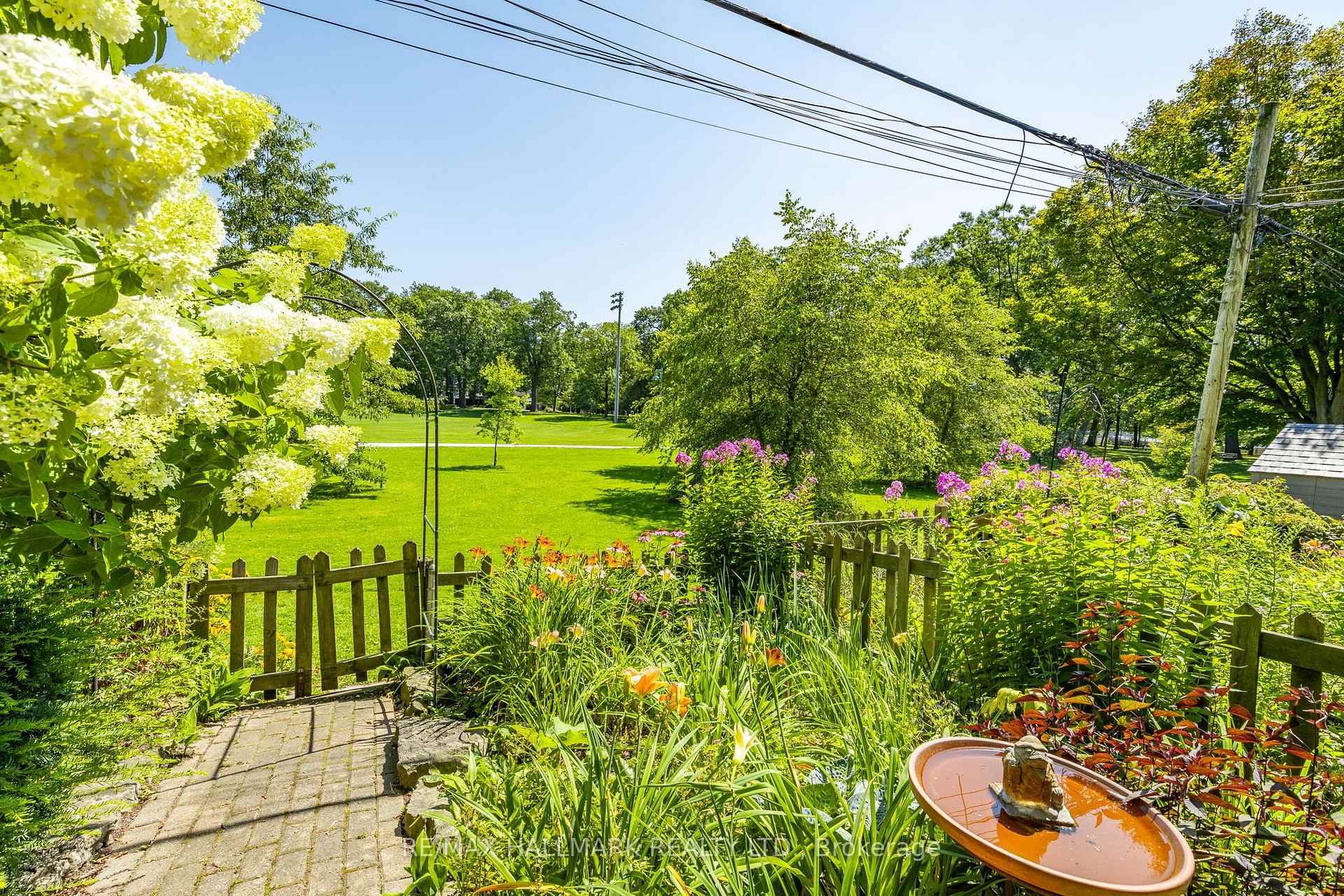 Photo 21 of 55 Waverley Road, Toronto, The Beaches — HOMEH