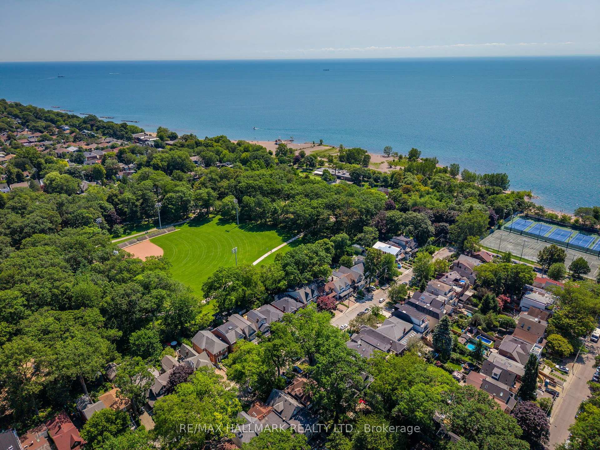 Photo 28 of 55 Waverley Road, Toronto, The Beaches — HOMEH