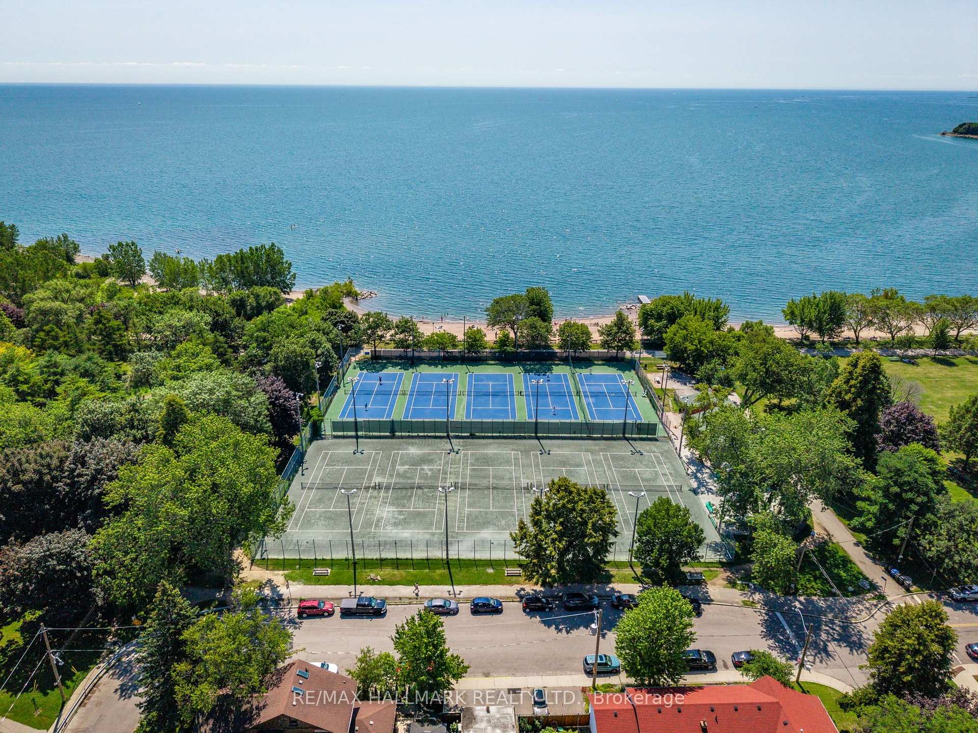 Photo 29 of 55 Waverley Road, Toronto, The Beaches — HOMEH