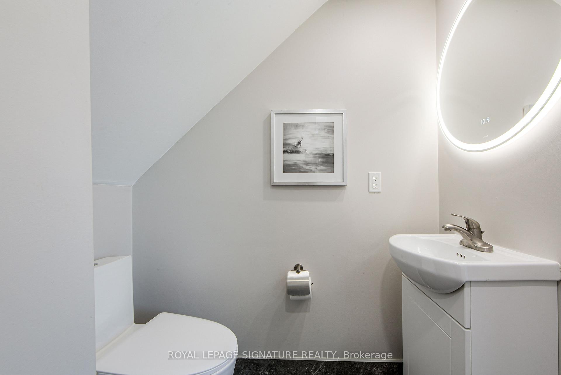 Photo 22 of 19 Schell Avenue, North York, Briar Hill-Belgravia — HOMEH