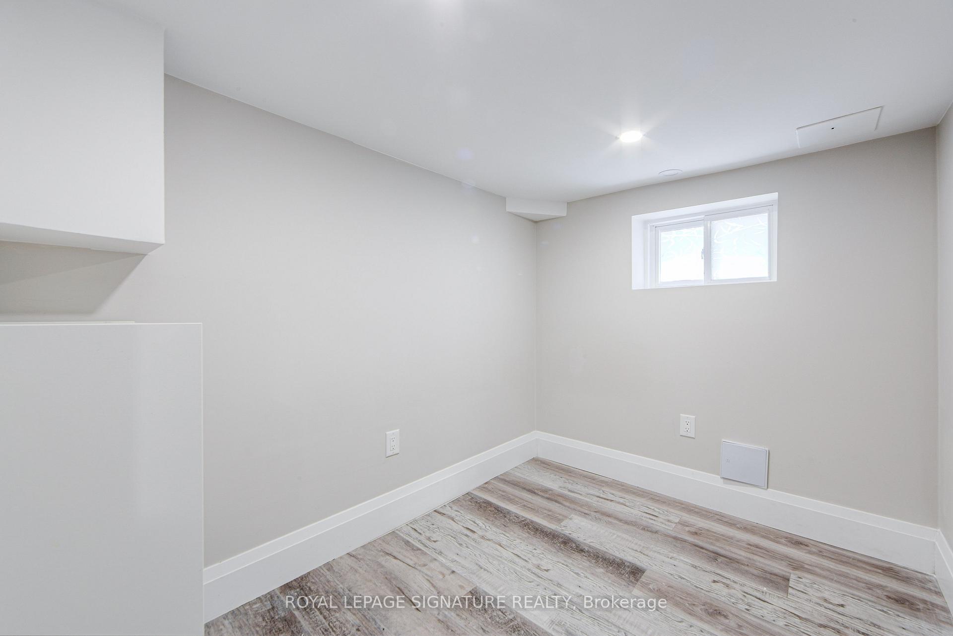 Photo 26 of 19 Schell Avenue, North York, Briar Hill-Belgravia — HOMEH