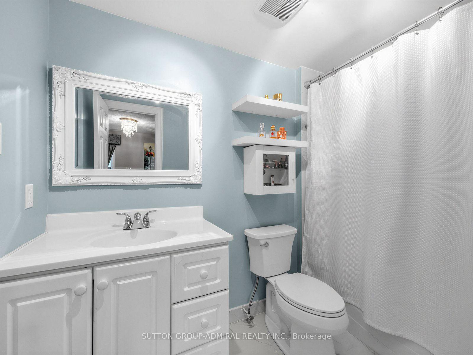 Photo 25 of 18 Riviera Drive, Vaughan, Glen Shields — HOMEH