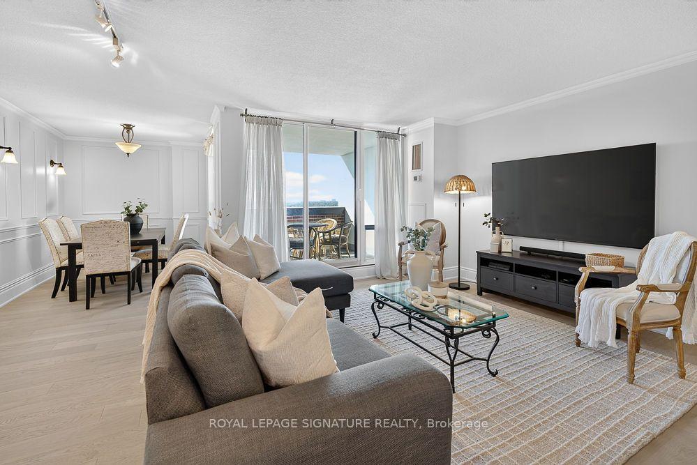 Photo of Unit 1708, 1515 Lakeshore Road