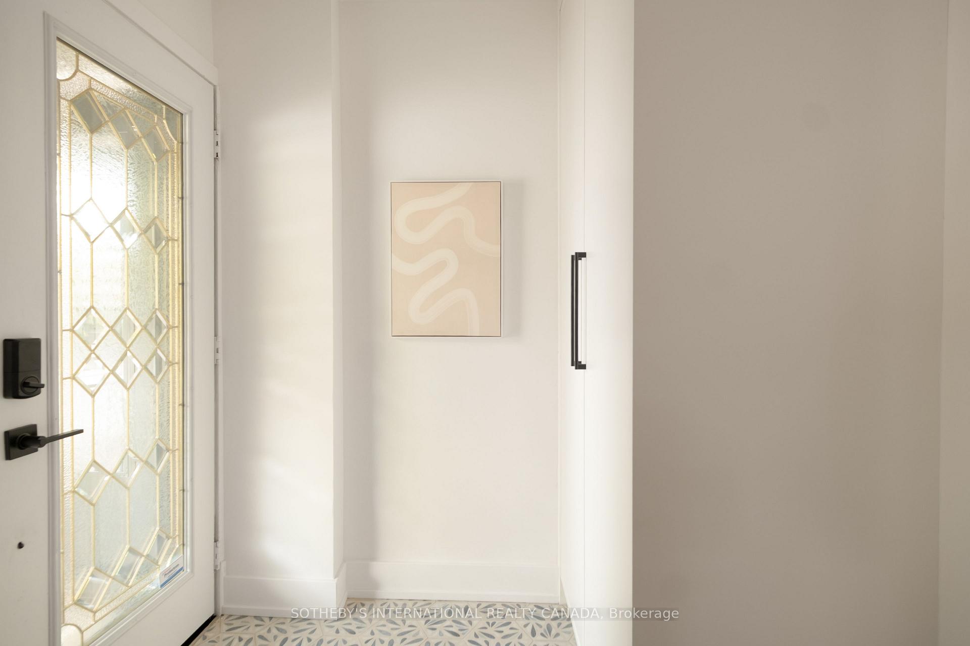 Photo 6 of 18 Thurston Road, Toronto, Mount Pleasant East — HOMEH