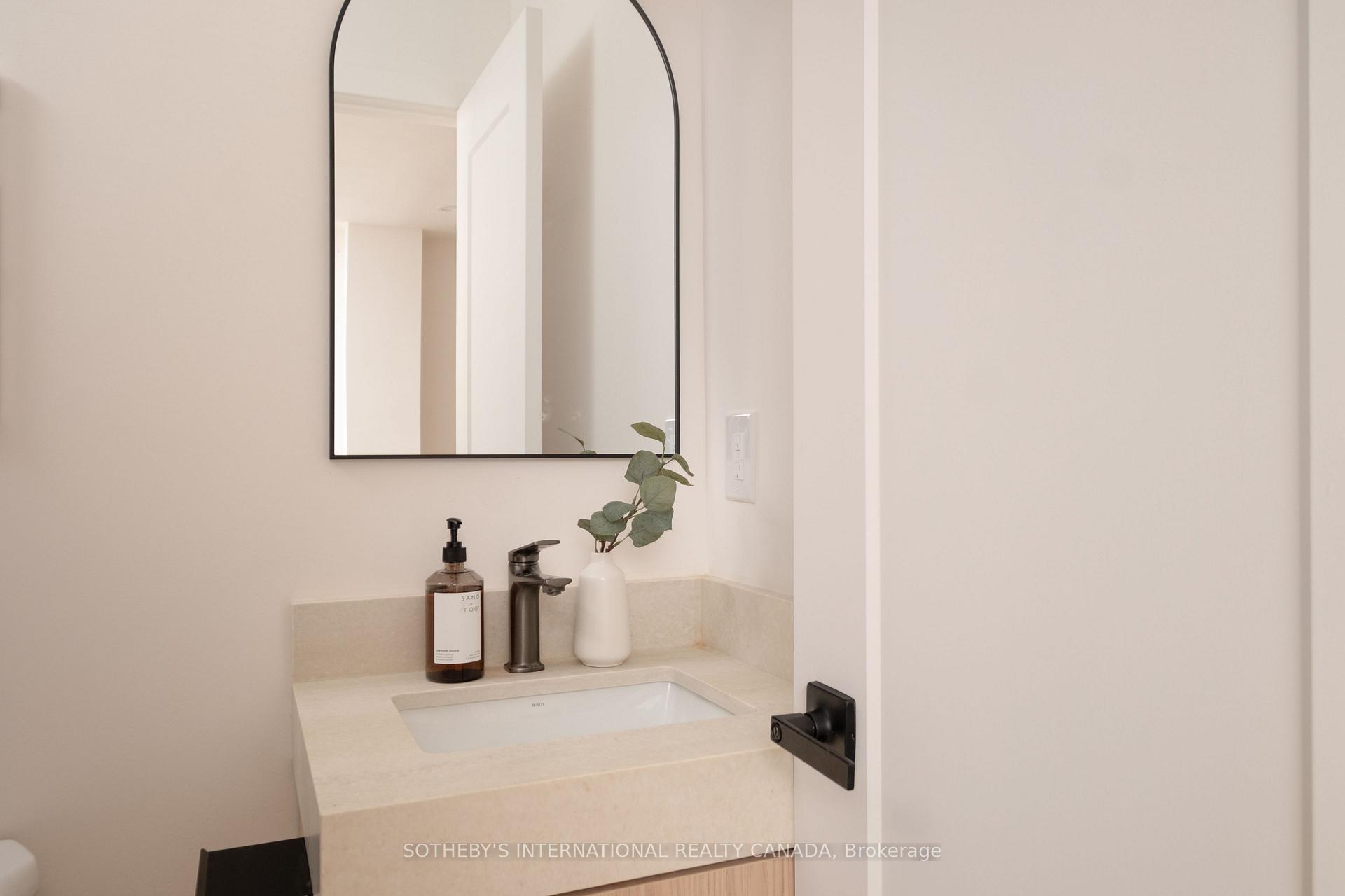 Photo 8 of 18 Thurston Road, Toronto, Mount Pleasant East — HOMEH