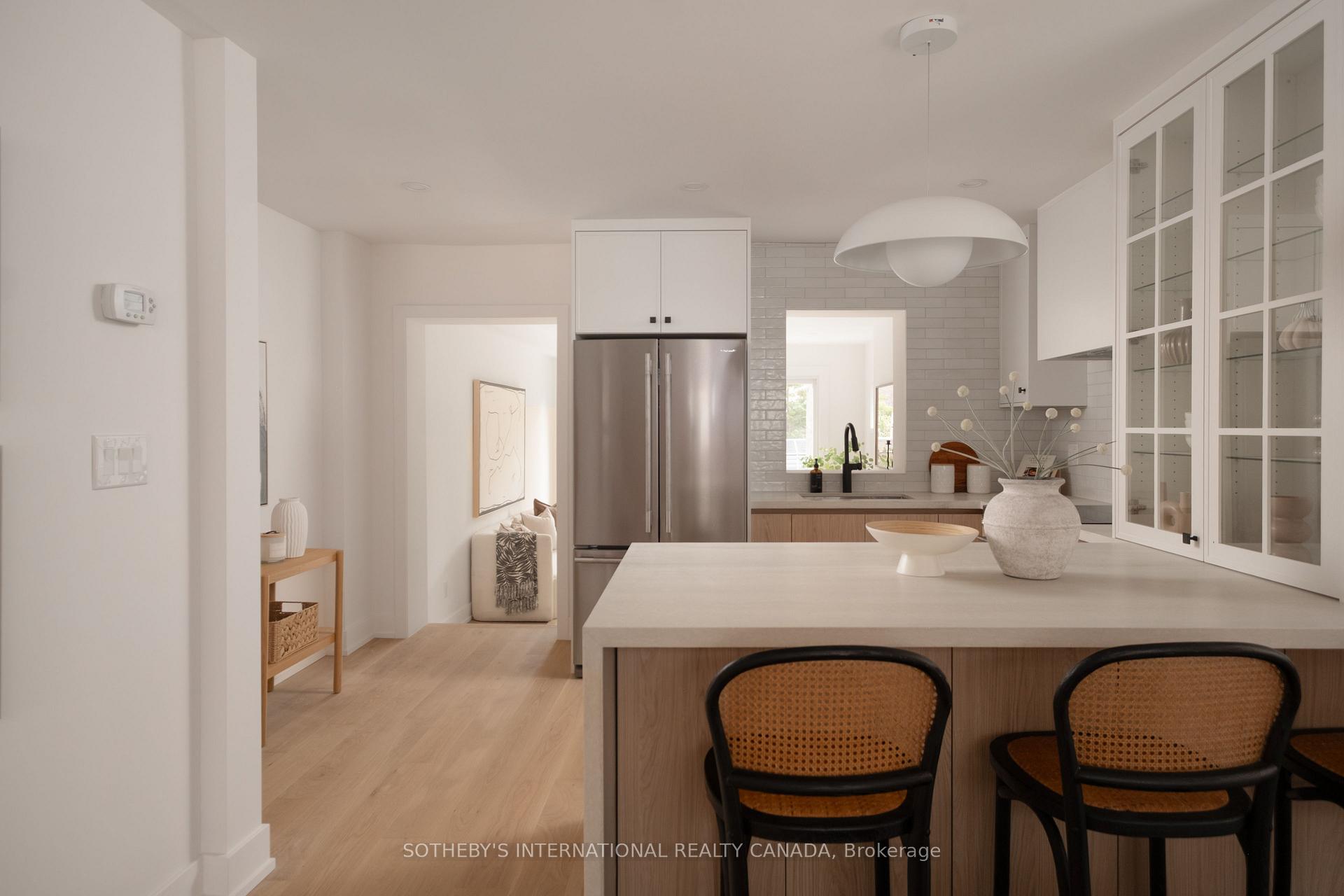 Photo 10 of 18 Thurston Road, Toronto, Mount Pleasant East — HOMEH
