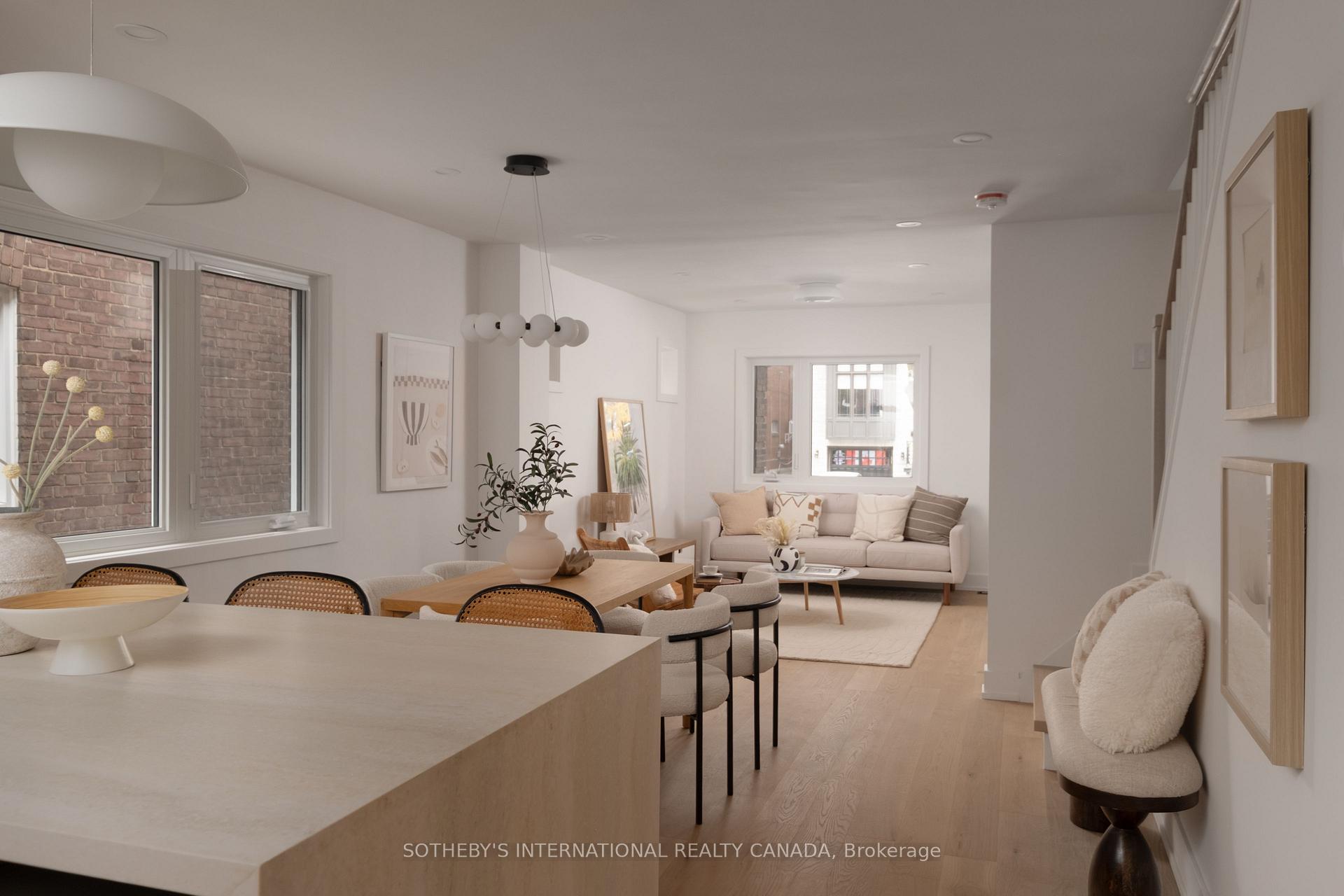Photo 16 of 18 Thurston Road, Toronto, Mount Pleasant East — HOMEH