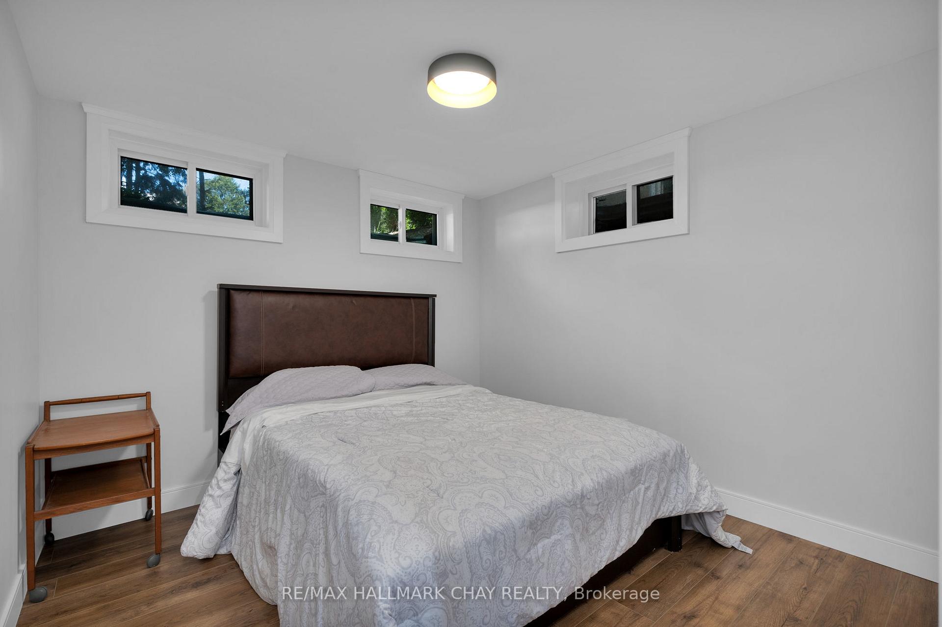 Photo 39 of 98 Shanty Bay Road, Barrie, North Shore — HOMEH