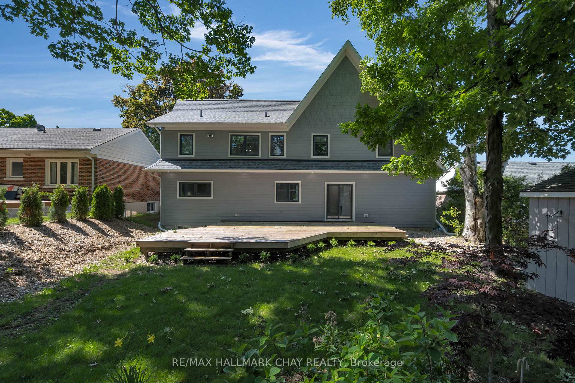 Photo 43 of 98 Shanty Bay Road, Barrie, North Shore — HOMEH