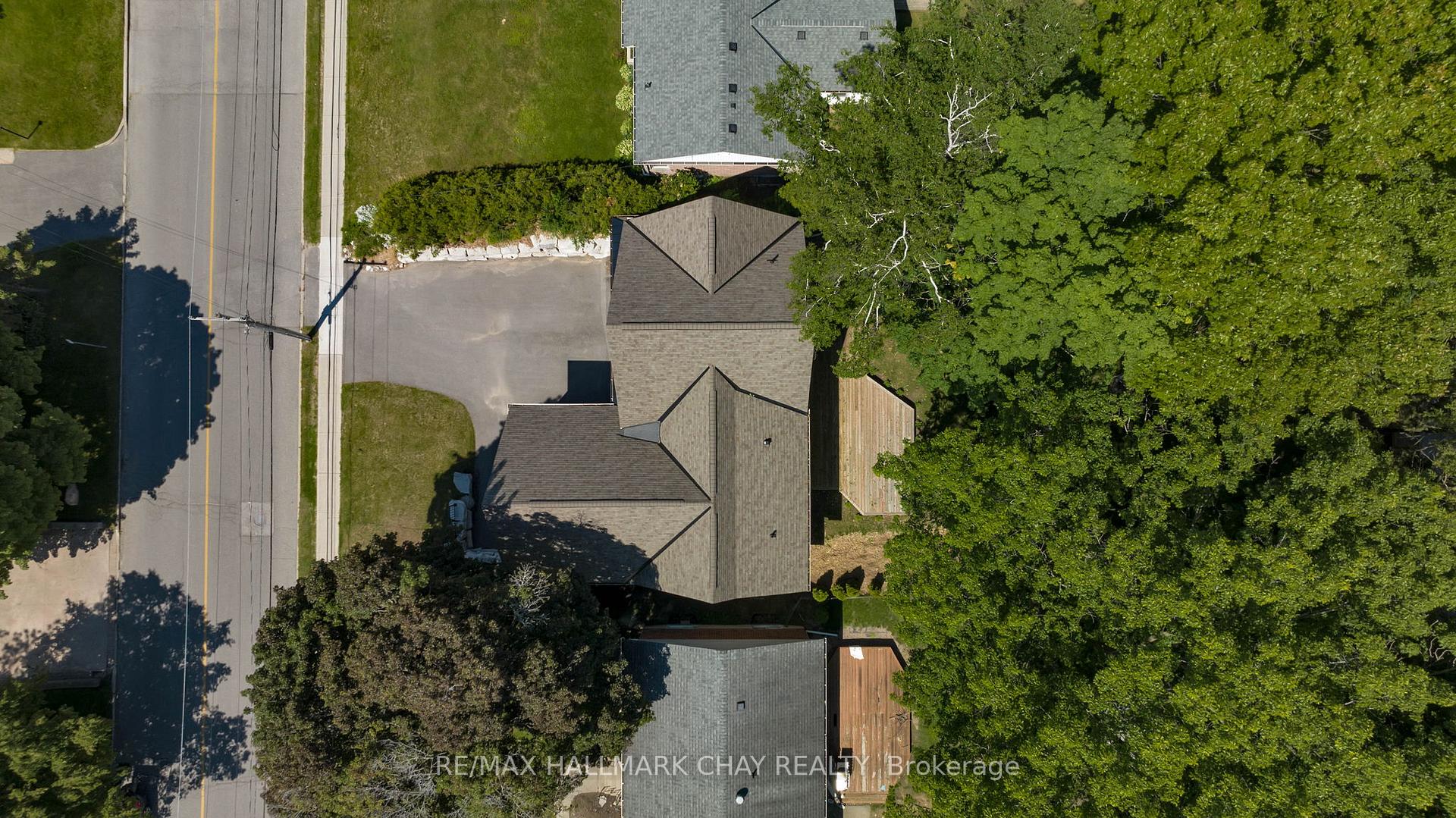 Photo 45 of 98 Shanty Bay Road, Barrie, North Shore — HOMEH
