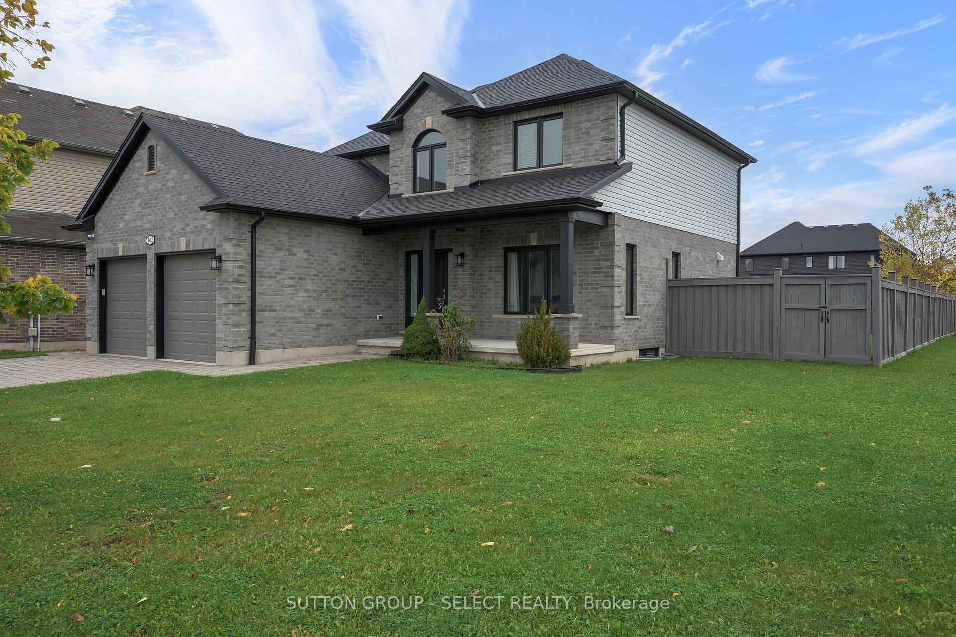 Photo 2 of 102 Timberwalk Trail, Middlesex Centre, Ilderton — HOMEH