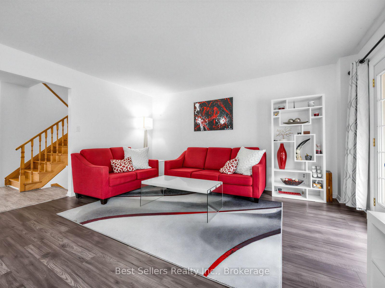 Photo 4 of 234 Lech Walesa Drive, Mississauga, Fairview — HOMEH