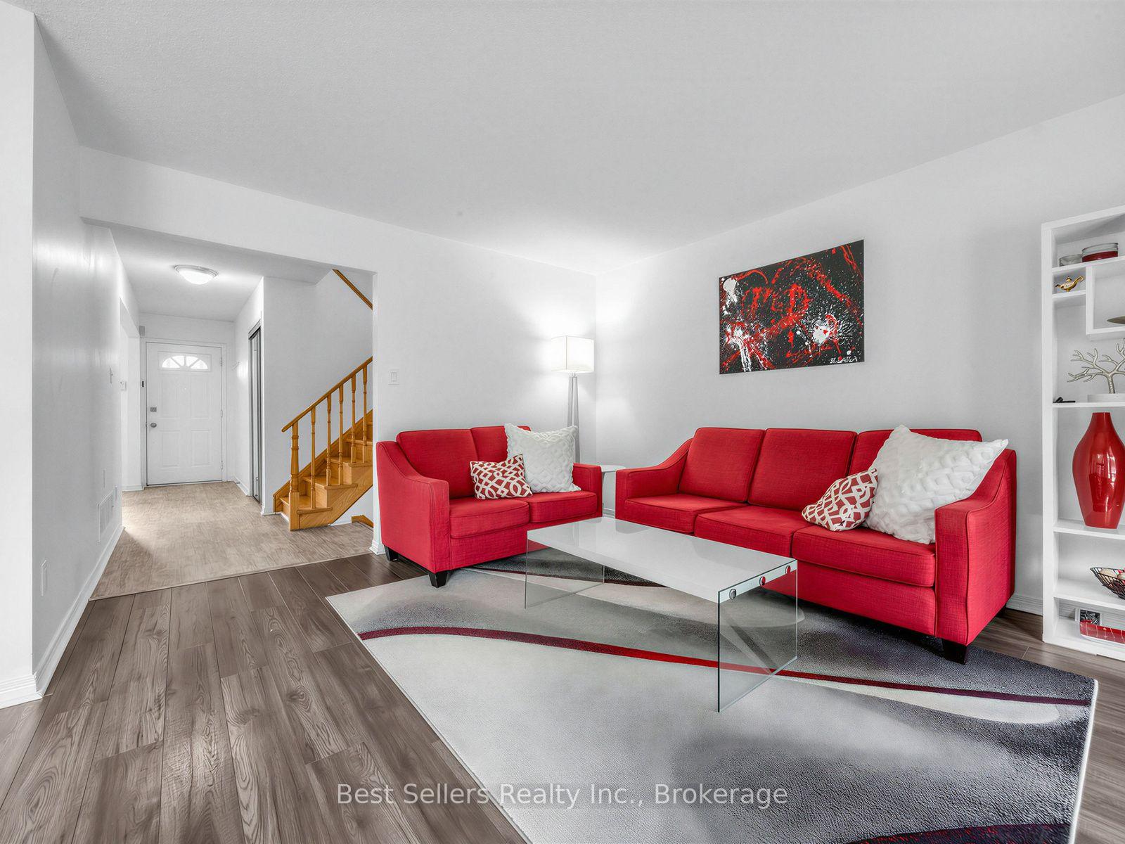 Photo 5 of 234 Lech Walesa Drive, Mississauga, Fairview — HOMEH