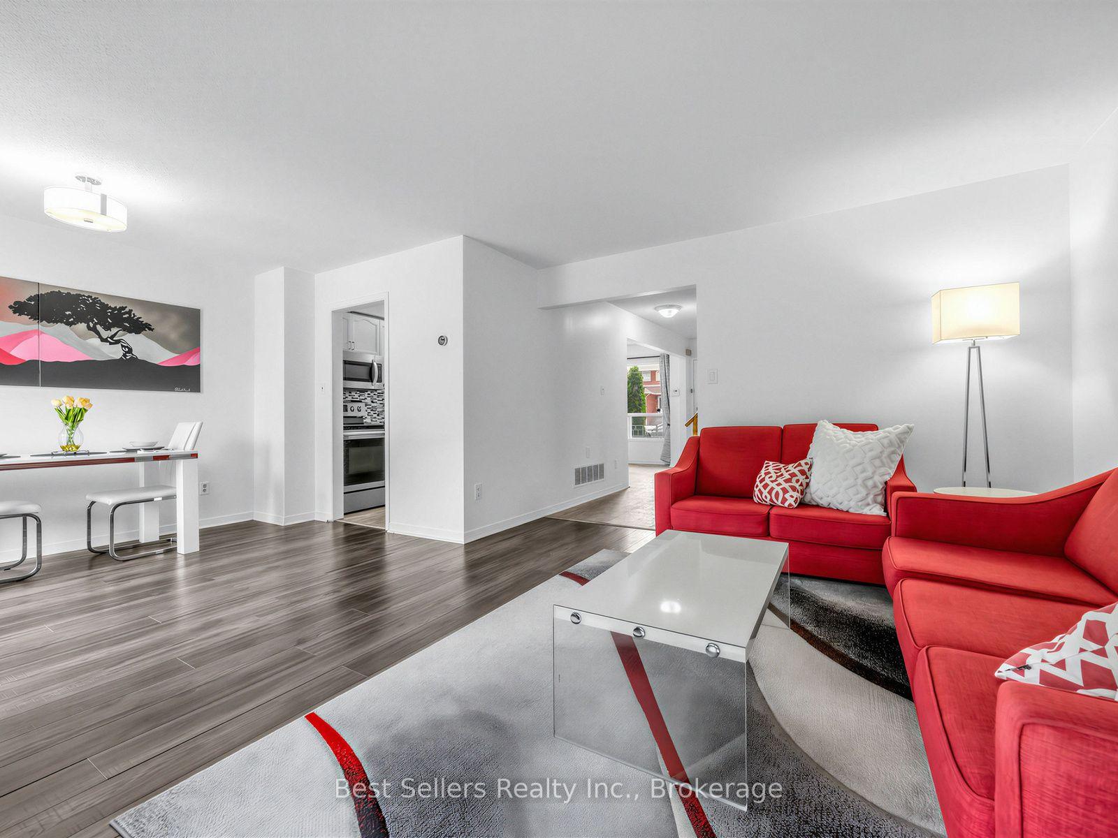 Photo 6 of 234 Lech Walesa Drive, Mississauga, Fairview — HOMEH