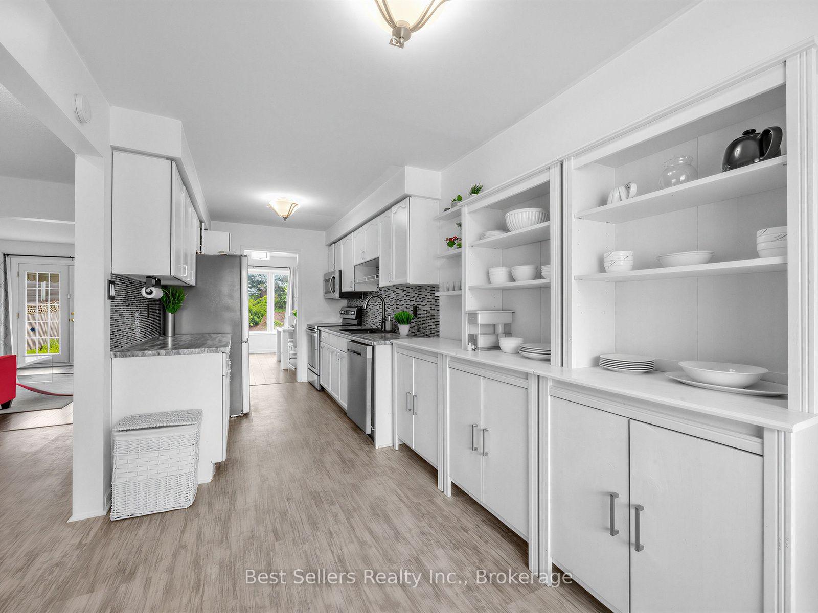 Photo 15 of 234 Lech Walesa Drive, Mississauga, Fairview — HOMEH