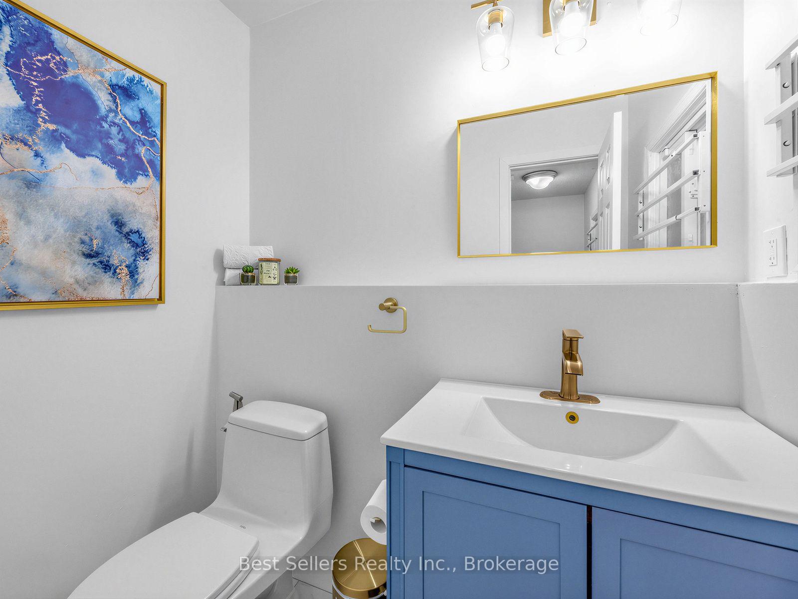 Photo 23 of 234 Lech Walesa Drive, Mississauga, Fairview — HOMEH