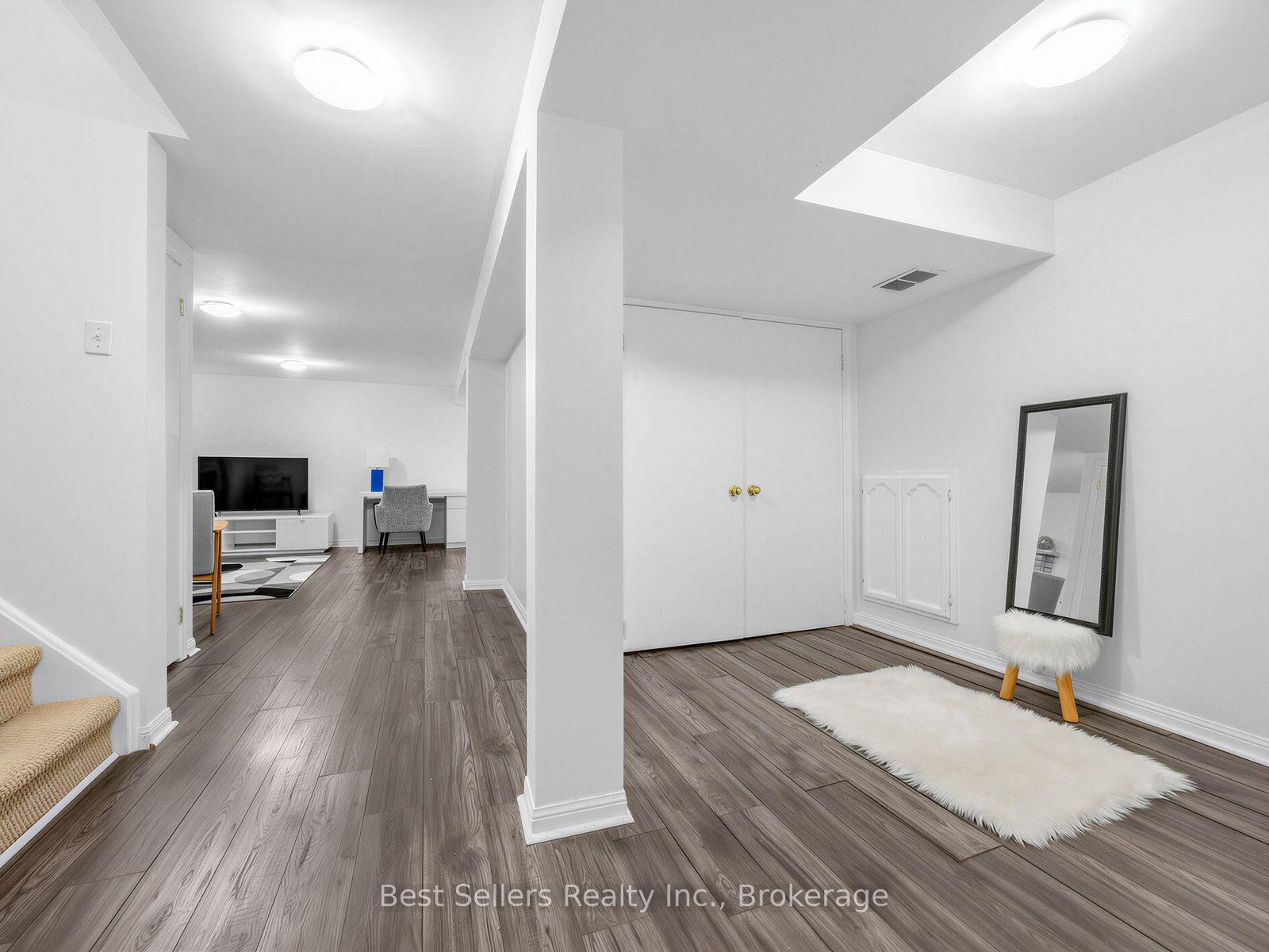 Photo 27 of 234 Lech Walesa Drive, Mississauga, Fairview — HOMEH