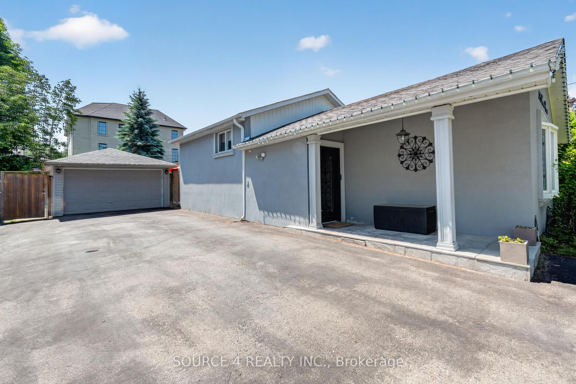 Photo 5 of 51 Knowles Crescent, Aurora, Aurora Highlands — HOMEH