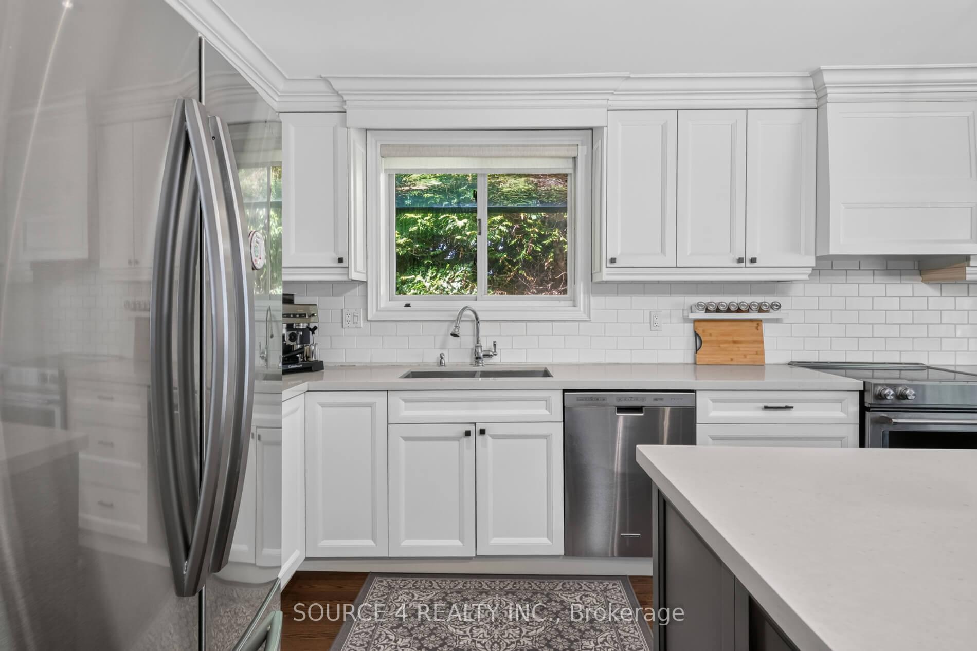 Photo 14 of 51 Knowles Crescent, Aurora, Aurora Highlands — HOMEH