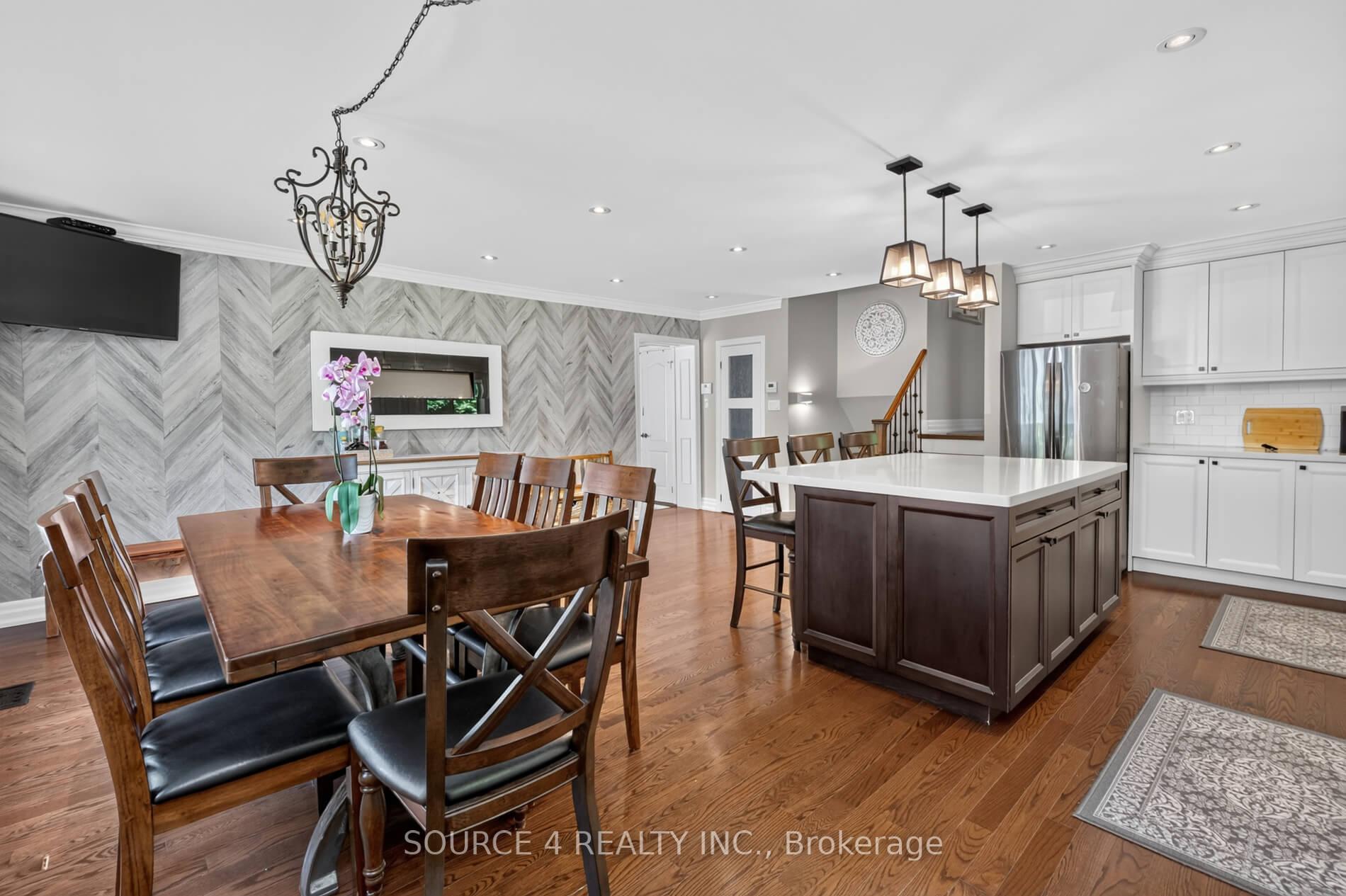 Photo 16 of 51 Knowles Crescent, Aurora, Aurora Highlands — HOMEH