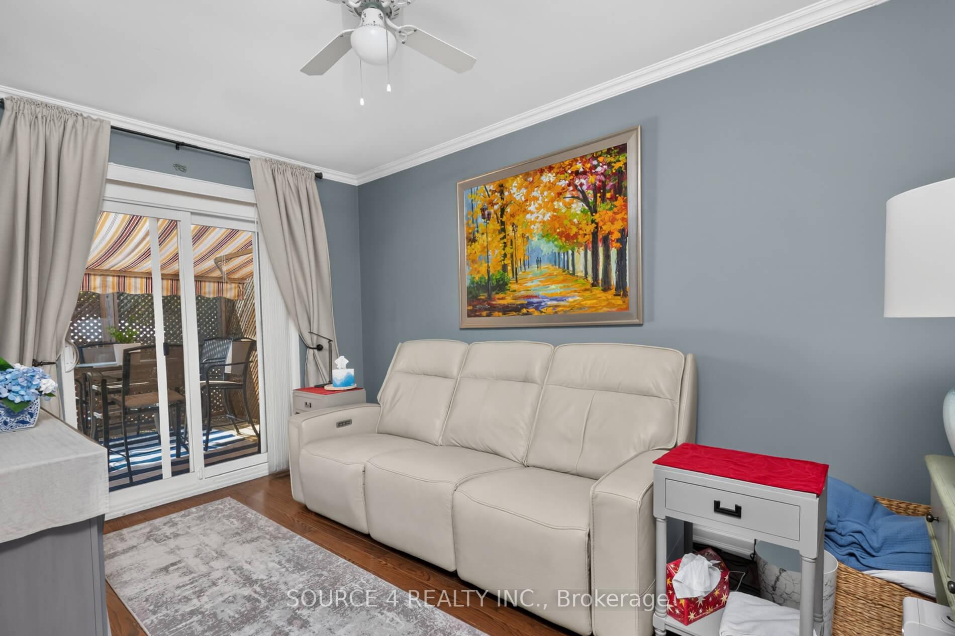 Photo 19 of 51 Knowles Crescent, Aurora, Aurora Highlands — HOMEH