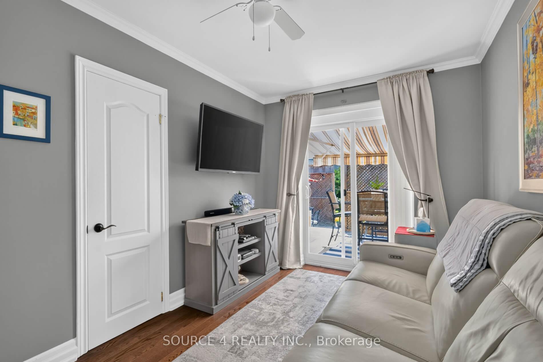 Photo 20 of 51 Knowles Crescent, Aurora, Aurora Highlands — HOMEH